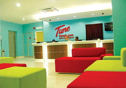 Tune Hotels Lobby